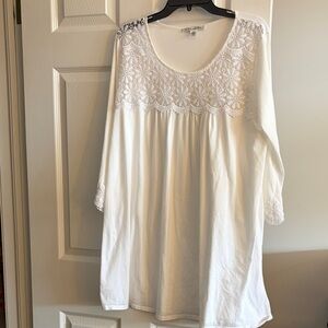 Oscar de la Renta white night dress